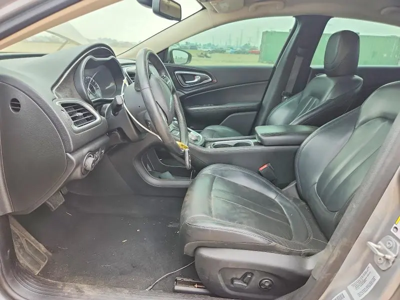 2016 CHRYSLER 200 C  