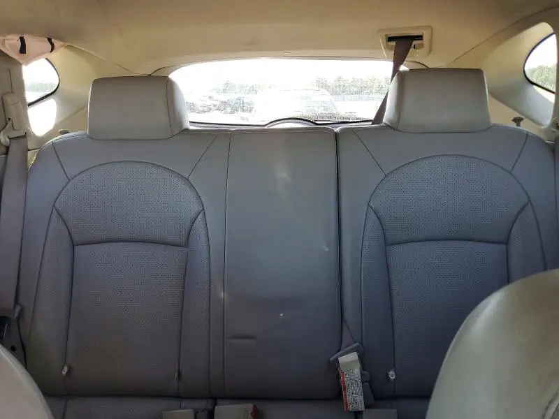 2010 NISSAN ROGUE S  