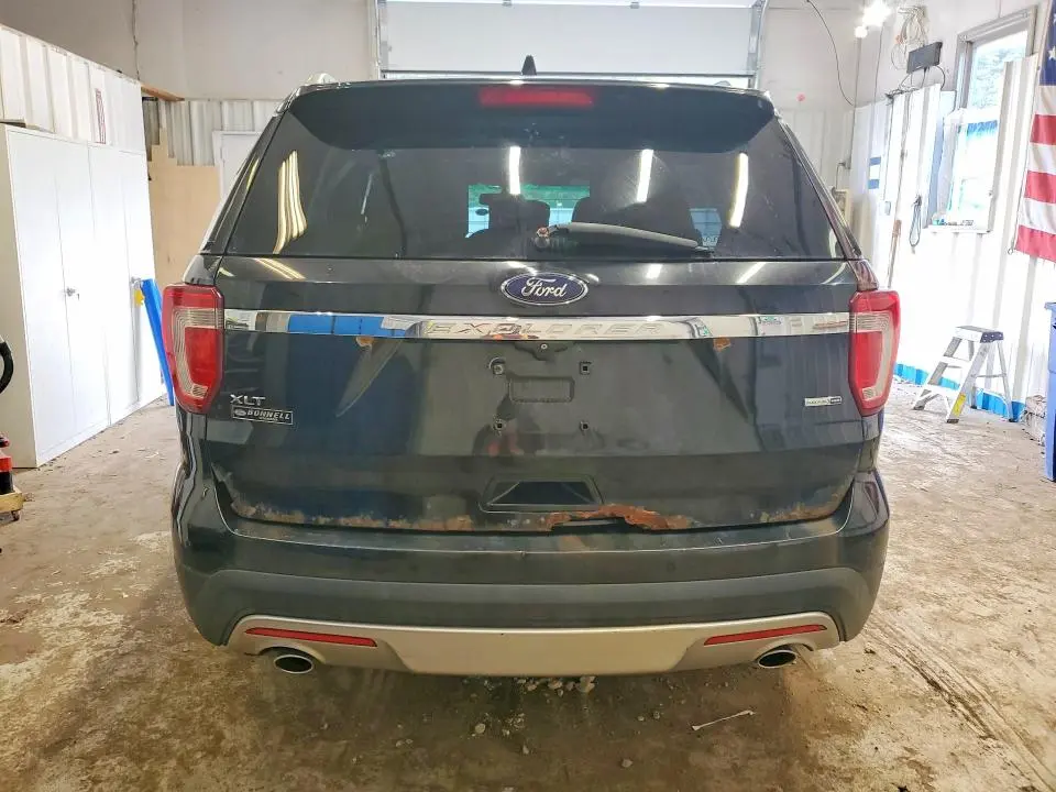 2016 FORD EXPLORER XLT  