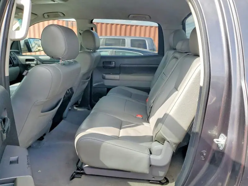 2011 TOYOTA TUNDRA GRADE  