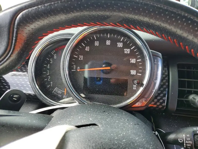 2019 MINI COOPER   