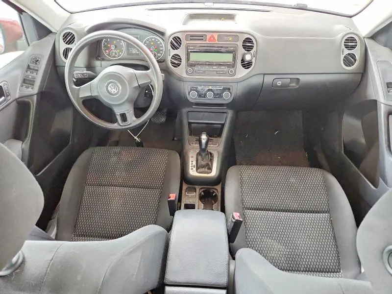 2011 VOLKSWAGEN TIGUAN S  
