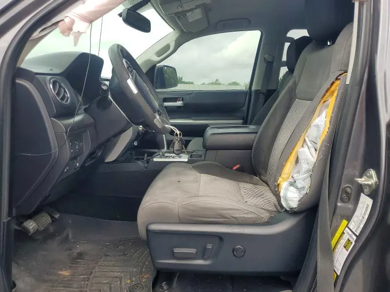 2014 TOYOTA TUNDRA CREWMAX SR5  