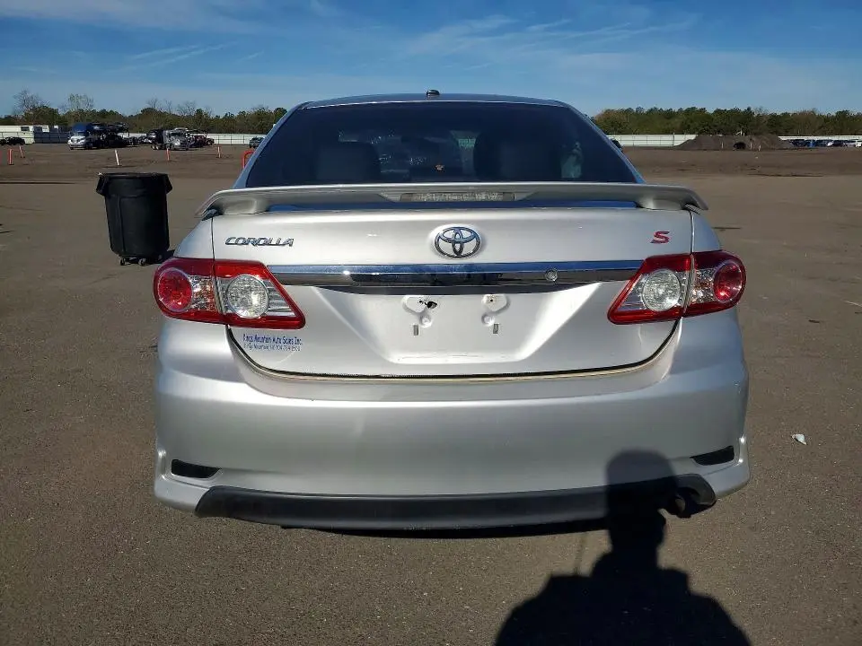 2013 TOYOTA COROLLA S  