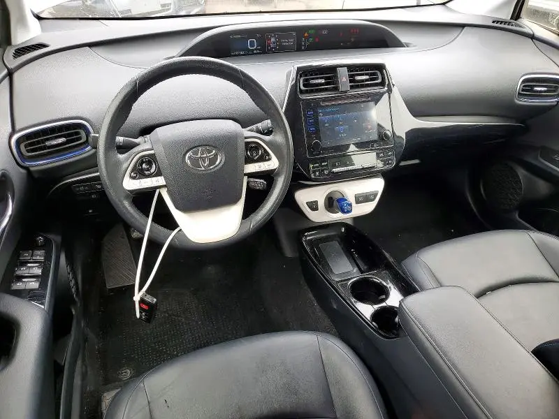 2017 TOYOTA PRIUS THREE TOURING  