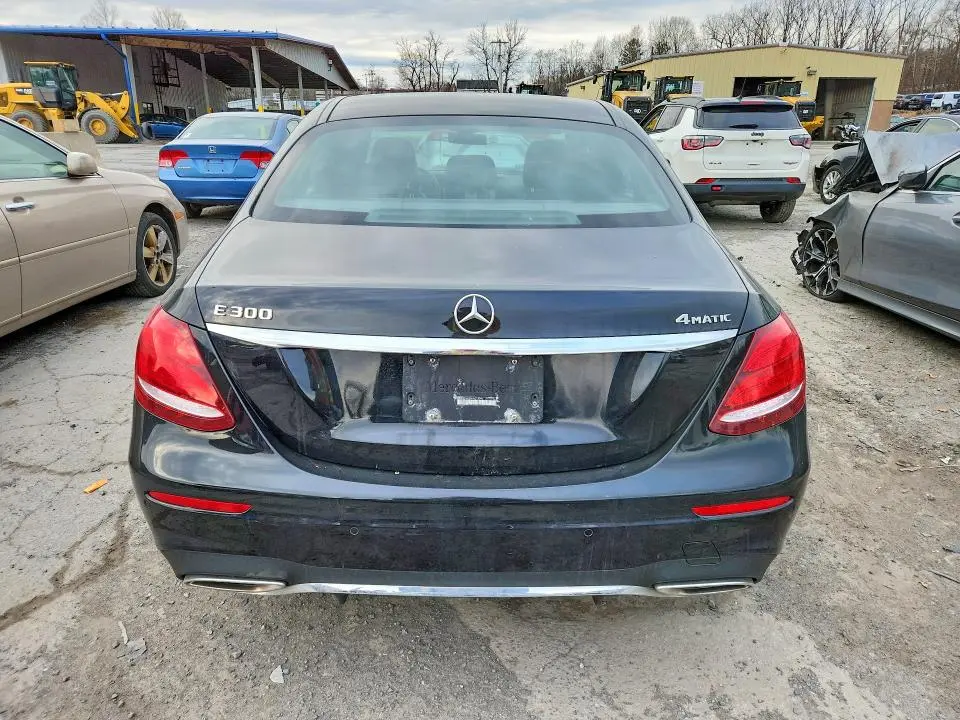 2017 MERCEDES-BENZ E 300 4MATIC  
