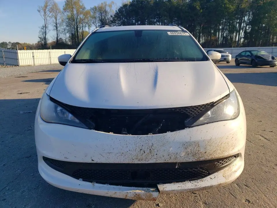 2021 CHRYSLER VOYAGER   