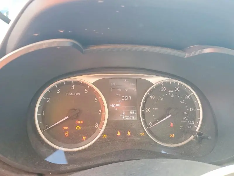2022 NISSAN VERSA S  