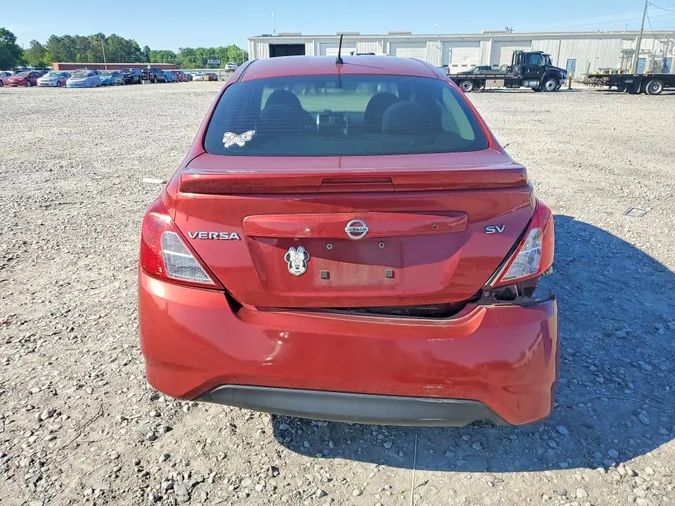 2019 NISSAN VERSA SV  