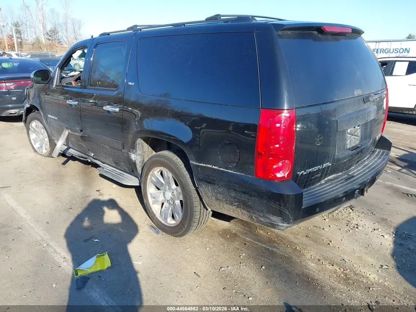 2013 GMC YUKON XL 1500 SLT