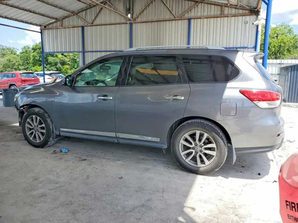 2016 NISSAN PATHFINDER SL  