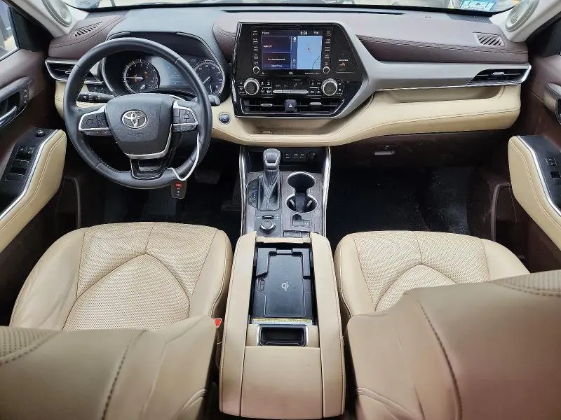 2022 TOYOTA HIGHLANDER LIMITED  