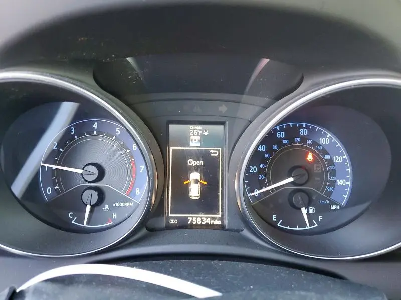 2018 TOYOTA COROLLA IM   