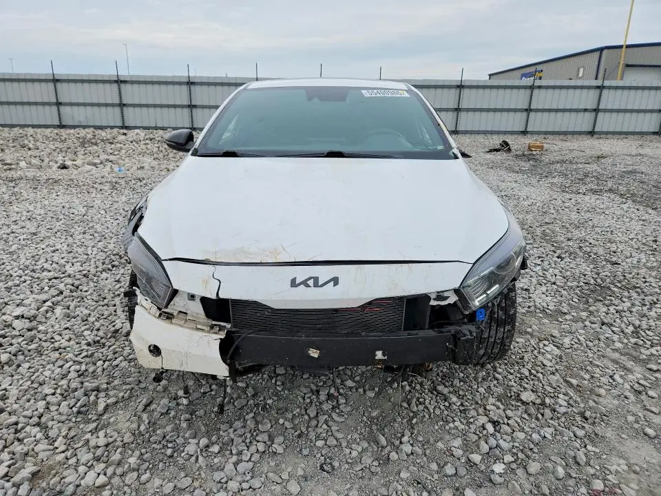 2022 KIA FORTE GT LINE  