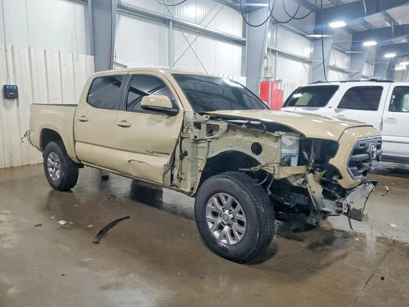 2017 TOYOTA TACOMA SR5 V6  