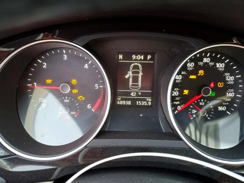 2015 VOLKSWAGEN JETTA TDI  