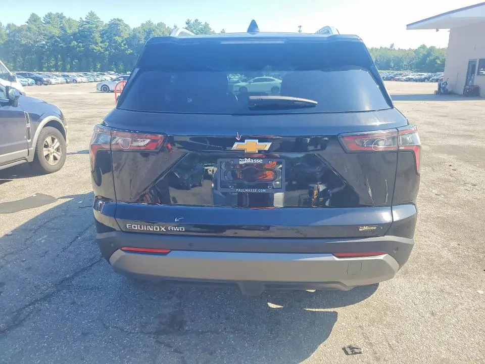 2025 CHEVROLET EQUINOX LT  