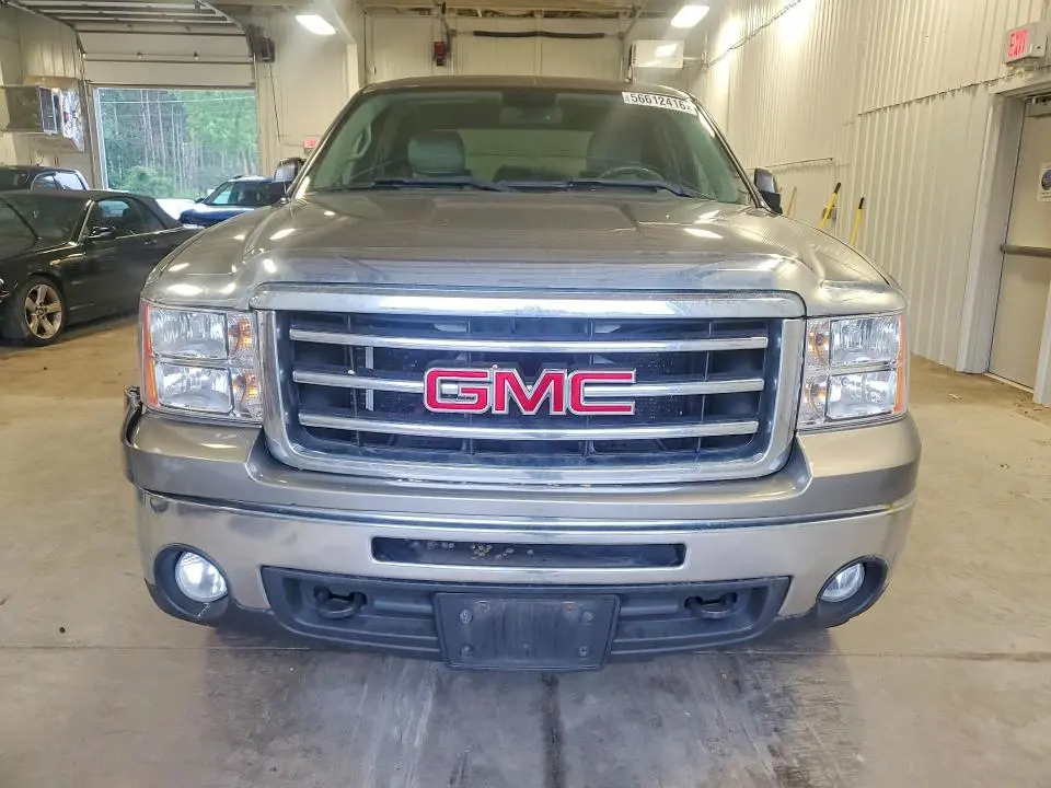 2013 GMC SIERRA K1500 SLT  