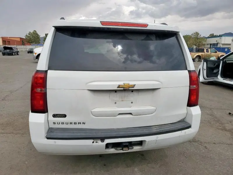 2016 CHEVROLET SUBURBAN C1500 LS  