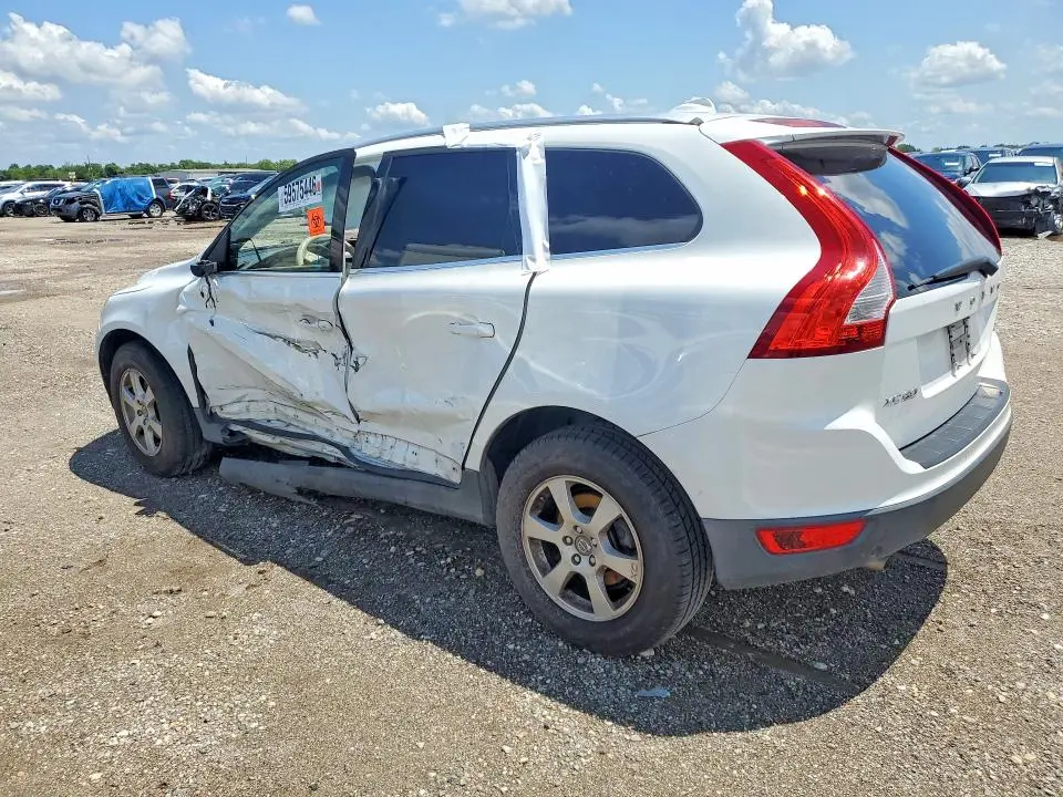 2011 VOLVO XC60 3.2  