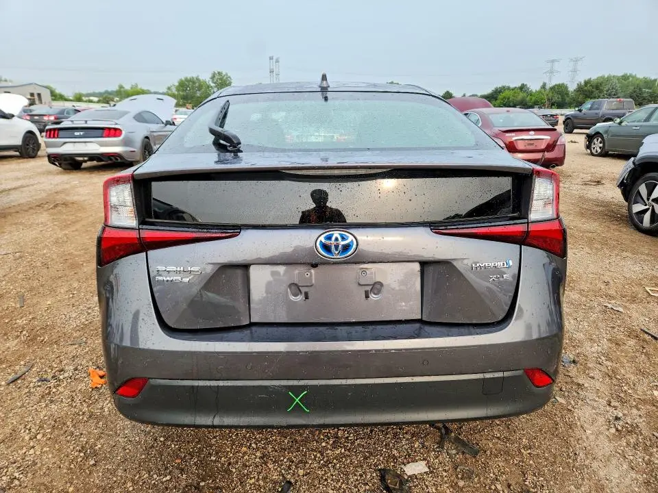 2020 TOYOTA PRIUS XLE AWD-E  