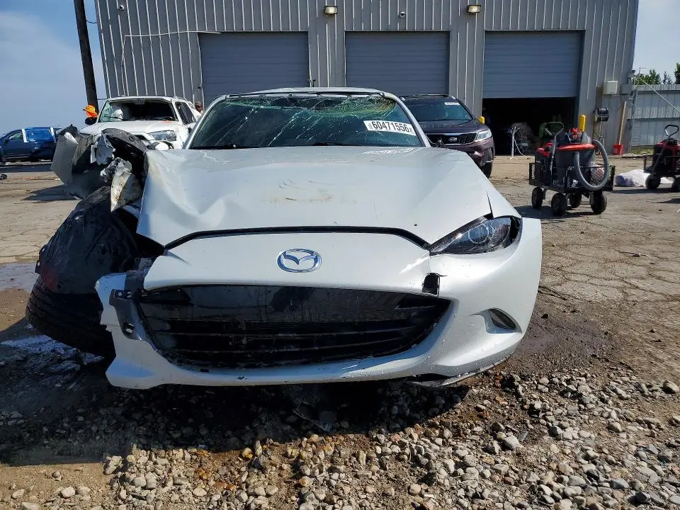 2017 MAZDA MX-5 MIATA GRAND TOURING  