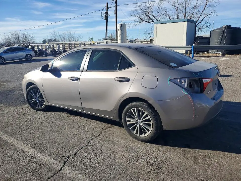 2015 TOYOTA COROLLA LE PLUS  