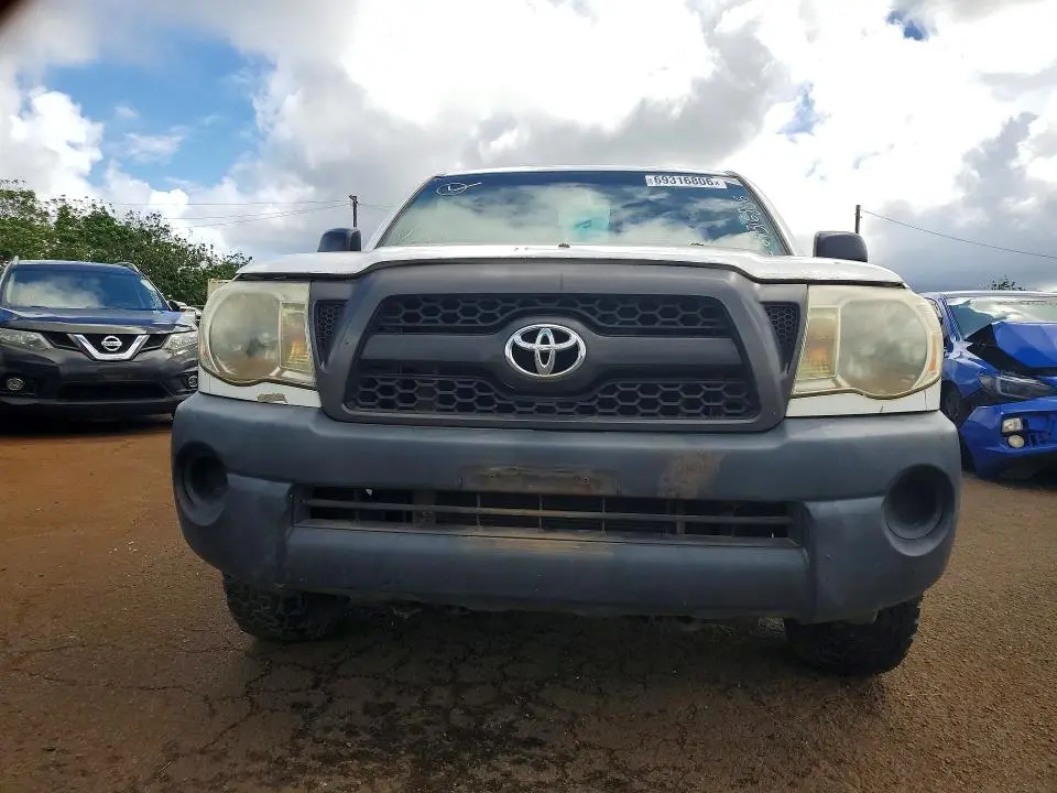 2011 TOYOTA TACOMA BASE  