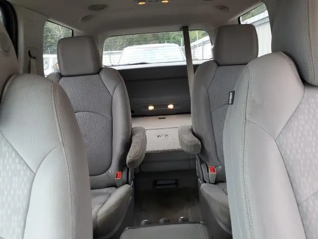 2015 GMC ACADIA SLE  
