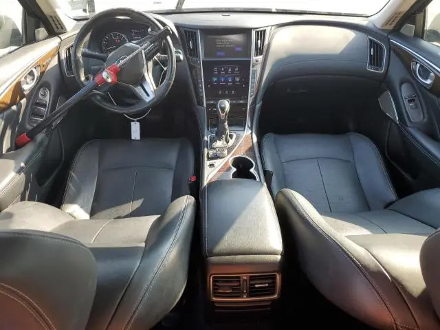 2018 INFINITI Q50 LUXE  