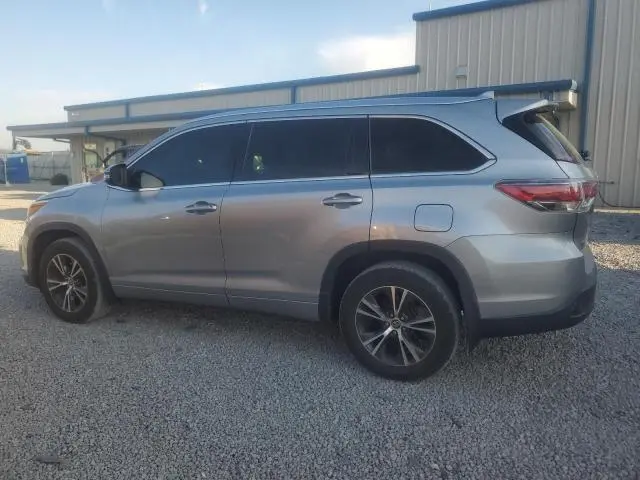 2016 TOYOTA HIGHLANDER XLE  