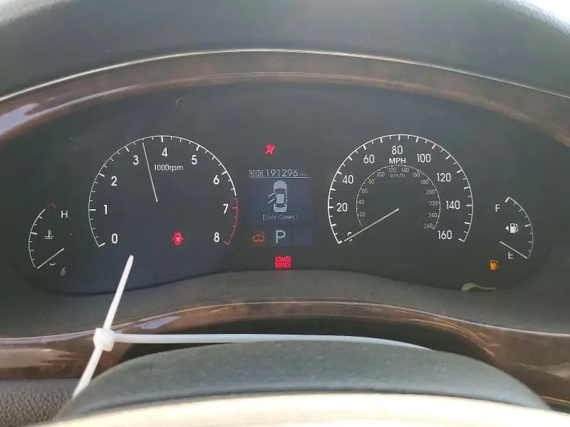 2010 HYUNDAI GENESIS 3.8L  