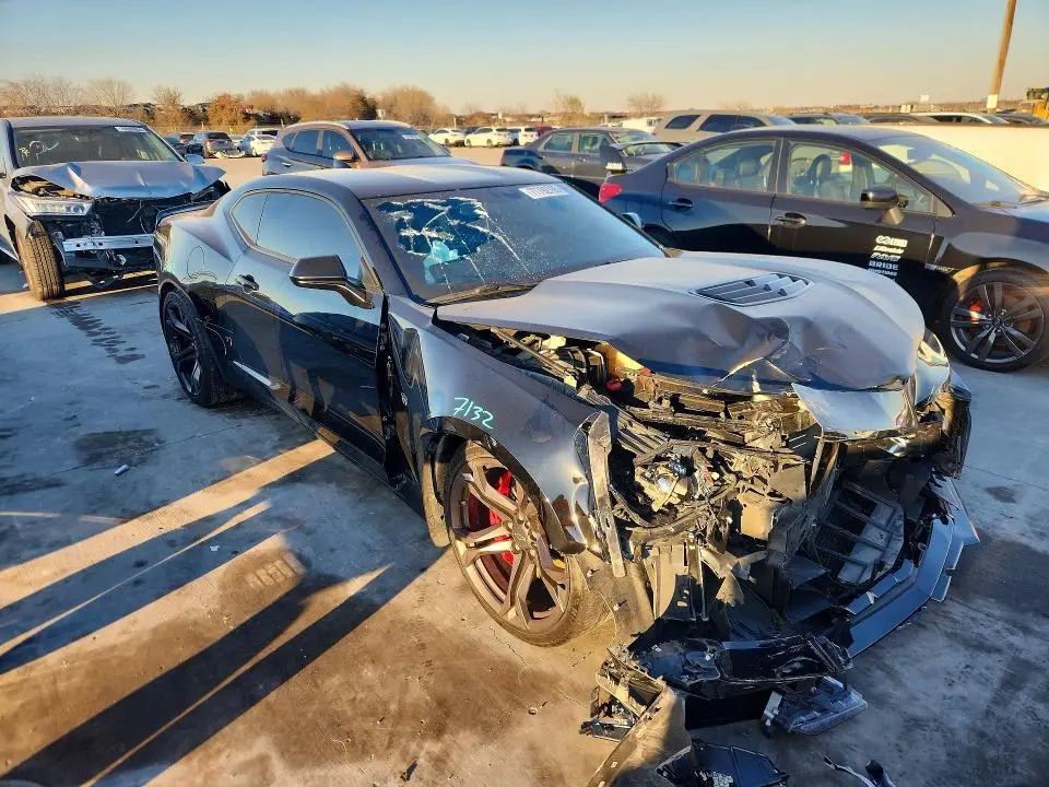 2020 CHEVROLET CAMARO LZ  