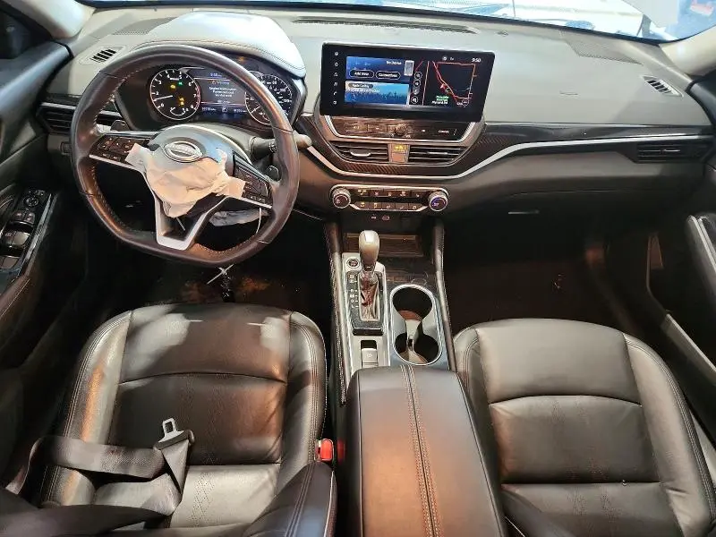 2023 NISSAN ALTIMA SR  