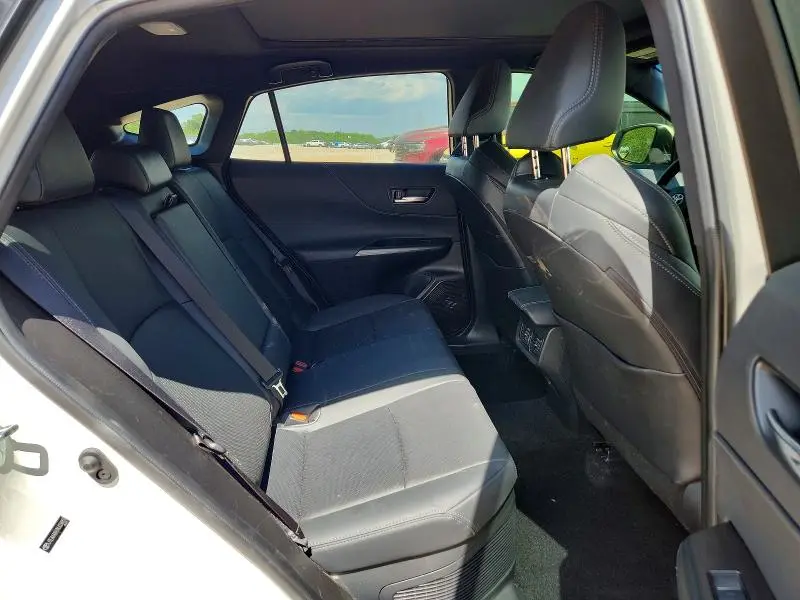2021 TOYOTA VENZA LIMITED  