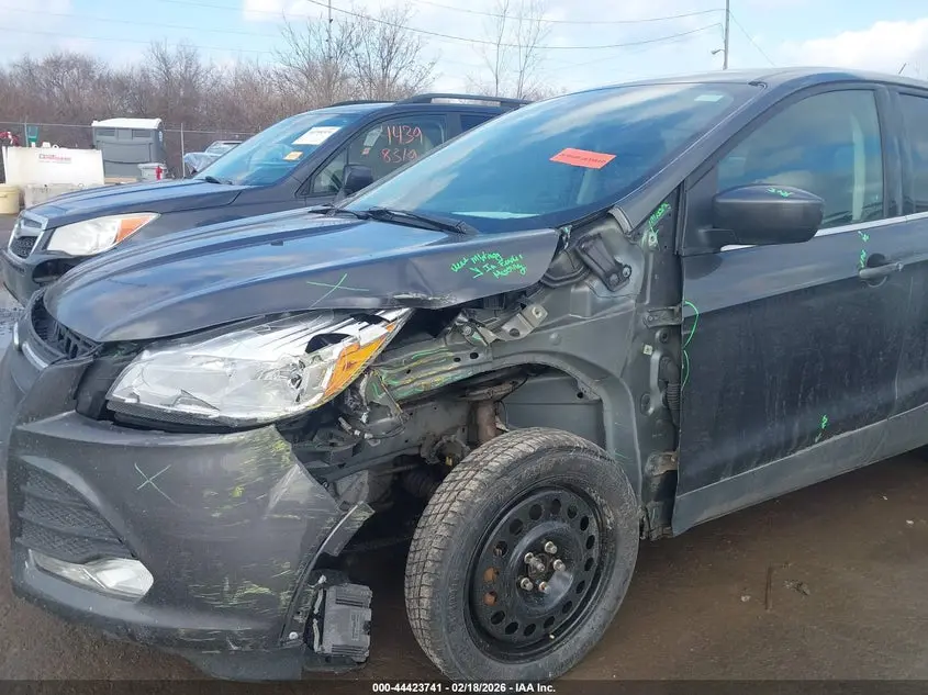 2015 FORD ESCAPE SE