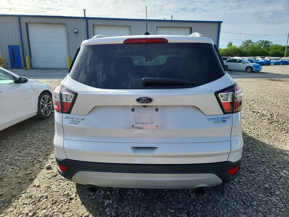 2017 FORD ESCAPE TITANIUM  