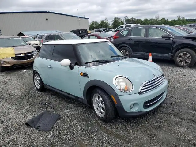 2012 MINI COOPER   