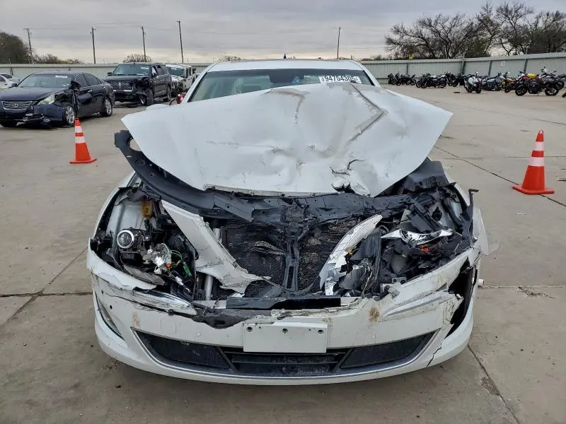 2012 HYUNDAI GENESIS 5.0L  