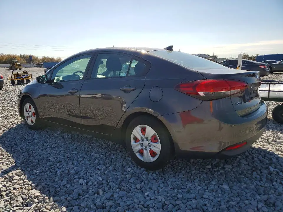 2018 KIA FORTE LX  