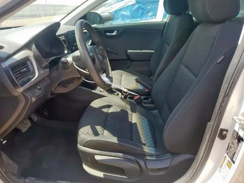 2018 KIA RIO LX  