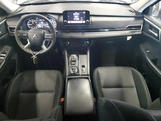 2022 MITSUBISHI OUTLANDER ES  