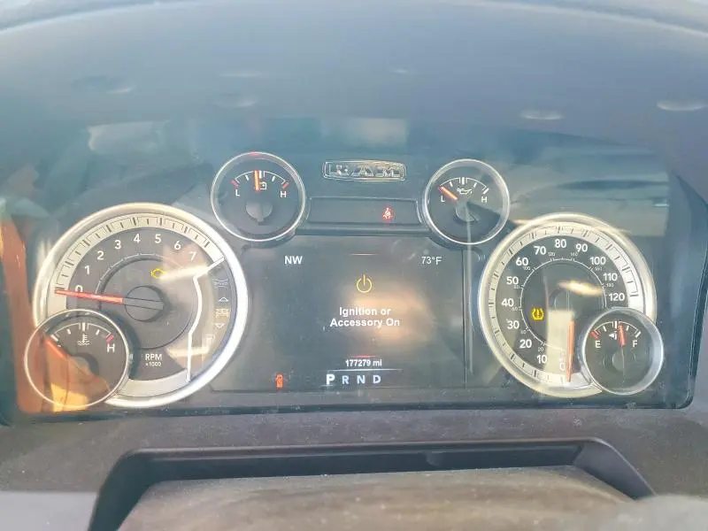 2015 RAM 1500 LARAMIE  