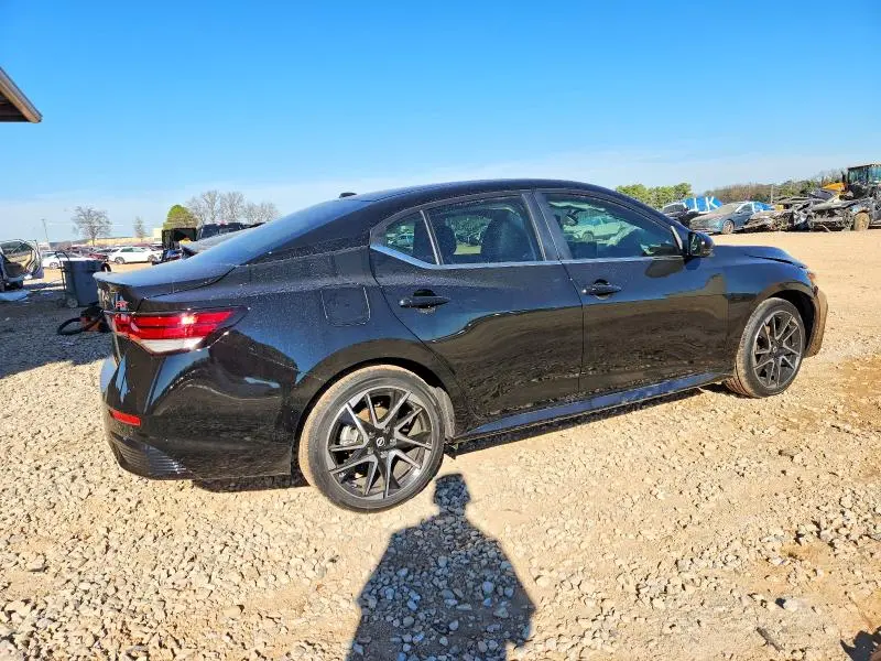 2025 NISSAN SENTRA SR  