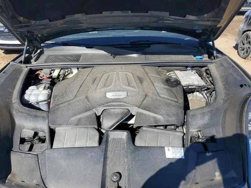 2020 PORSCHE CAYENNE   