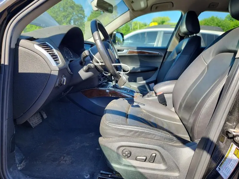 2010 AUDI Q5 PREMIUM  