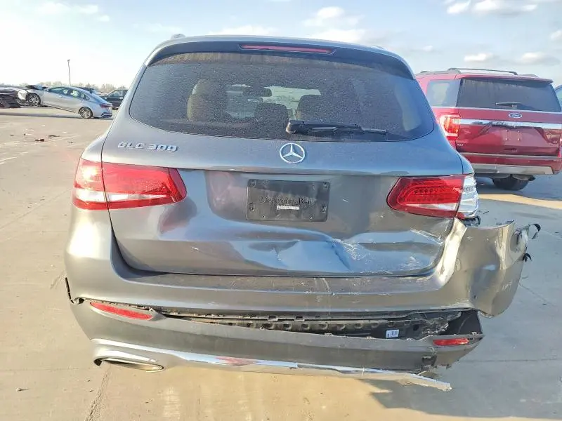 2018 MERCEDES-BENZ GLC 300  