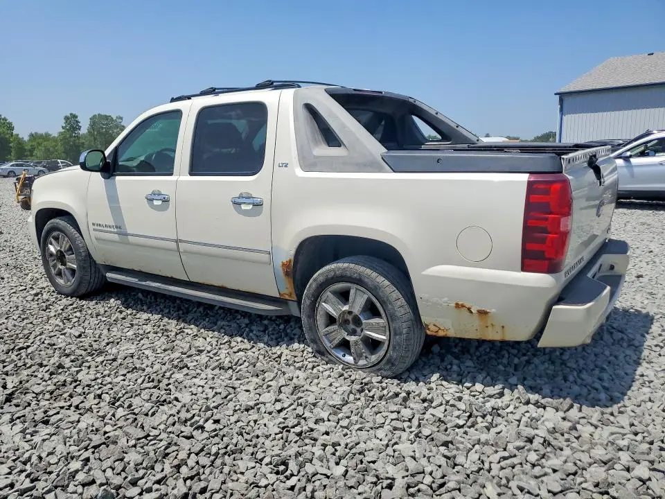 2010 CHEVROLET AVALANCHE LTZ  