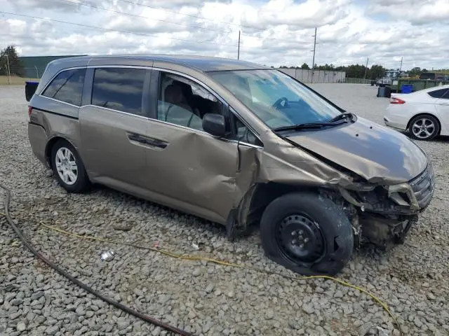 2011 HONDA ODYSSEY LX  