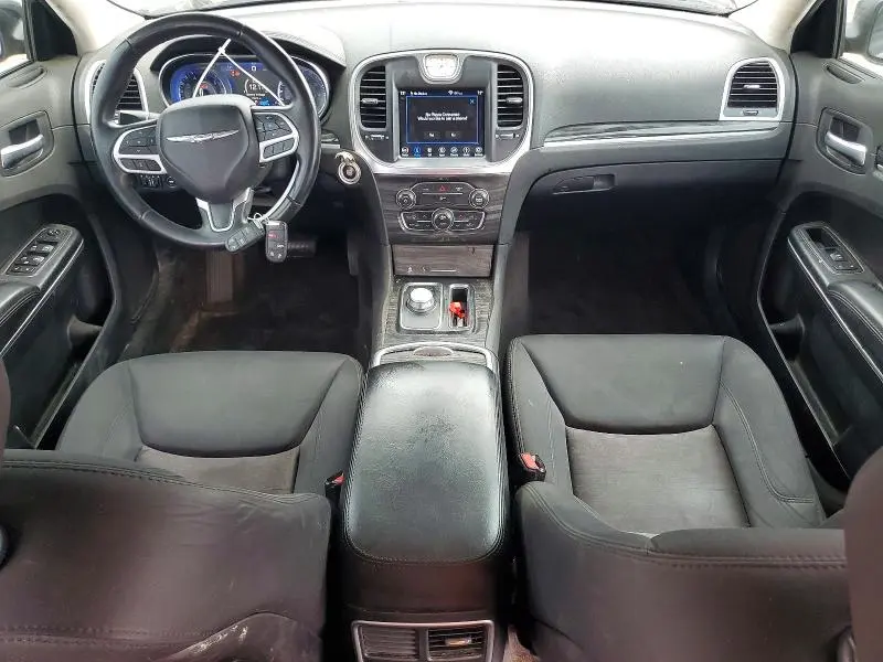 2018 CHRYSLER 300 TOURING  